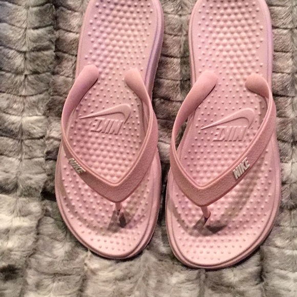 little girl nike sandals